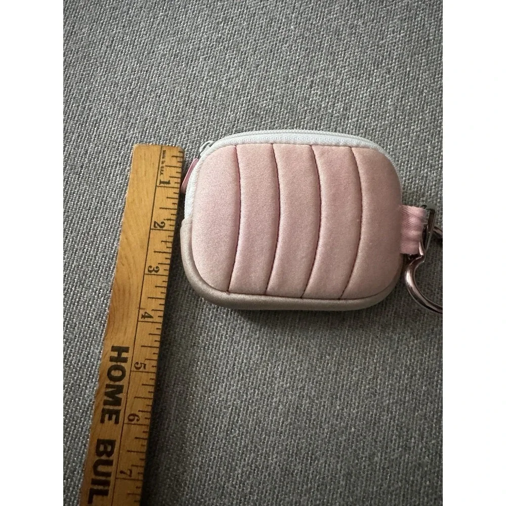 Kodak Digital Camera Case Neoprene Pink With Hearts And Heart Caribeaner